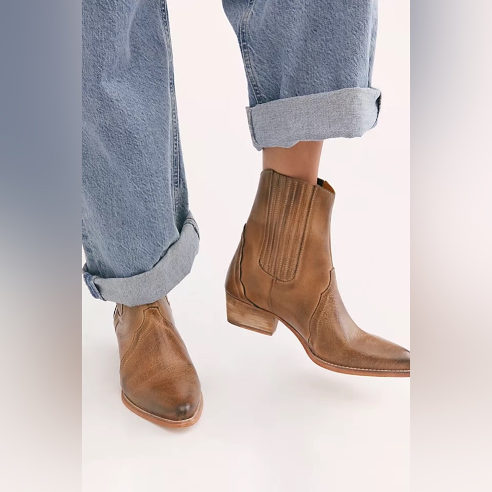 Free People New Frontier Chelsea Boots